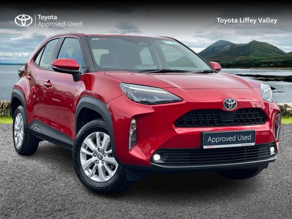 Toyota Yaris Cross Hatchback, Petrol Hybrid, 2025, Red