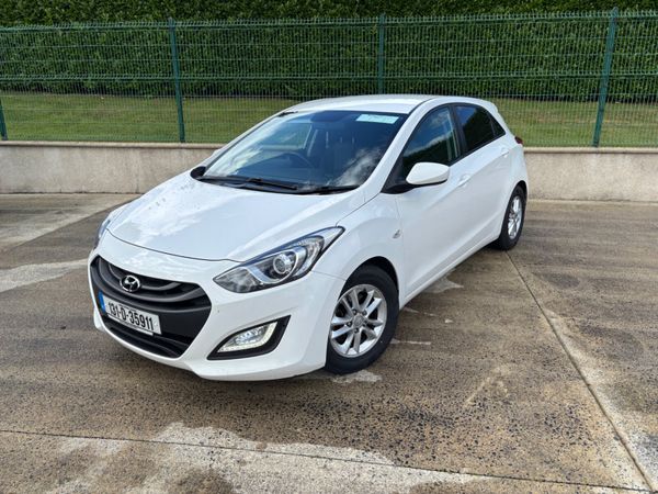 Hyundai i30 Hatchback, Diesel, 2013, White