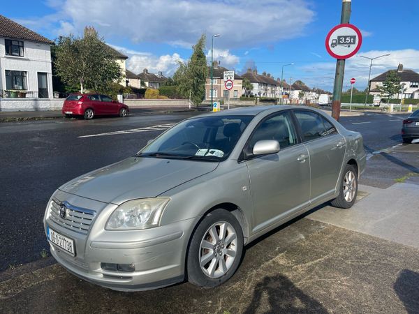 Toyota Avensis Saloon, Petrol, 2006, Silver