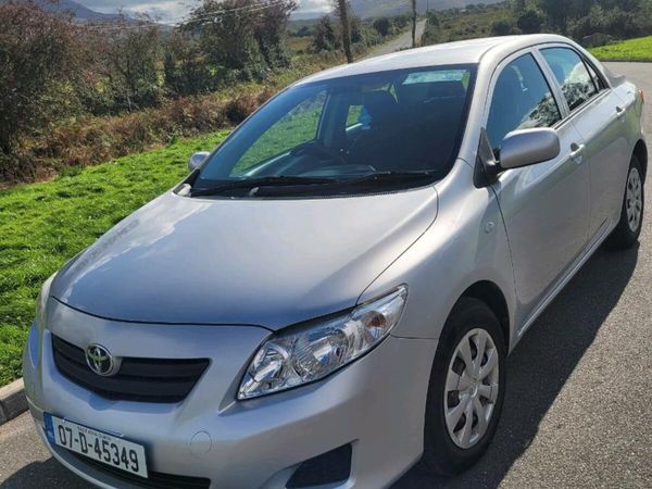 Toyota Corolla Saloon, Petrol, 2007, Silver