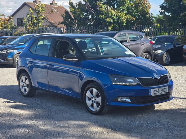 Skoda Fabia Hatchback, Petrol, 2016, Blue