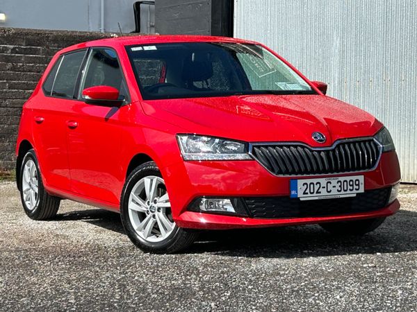 Skoda Fabia Hatchback, Petrol, 2020, Red