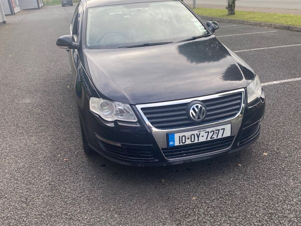 Volkswagen Passat Saloon, Diesel, 2010, Black