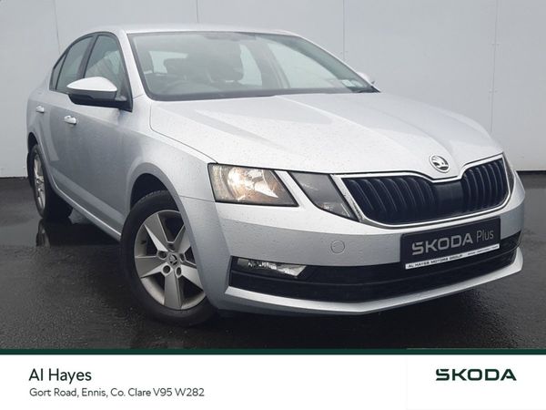 Skoda Octavia Saloon, Petrol, 2019, Silver