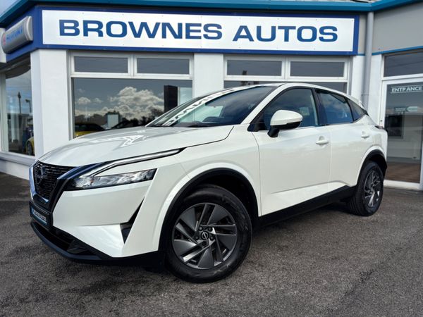 Nissan Qashqai SUV, Petrol Hybrid, 2023, White