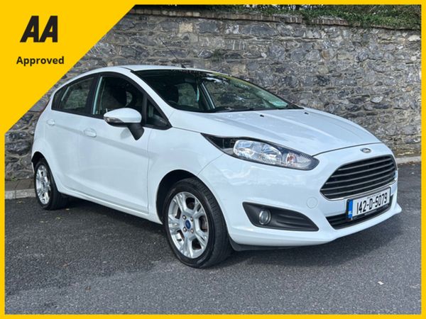 Ford Fiesta Hatchback, Petrol, 2014, White