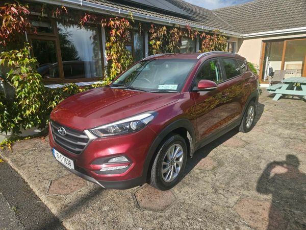 Hyundai Tucson SUV, Diesel, 2016, Red