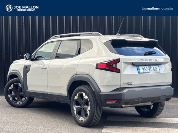 Dacia Duster SUV, Petrol Hybrid, 2025, Brown