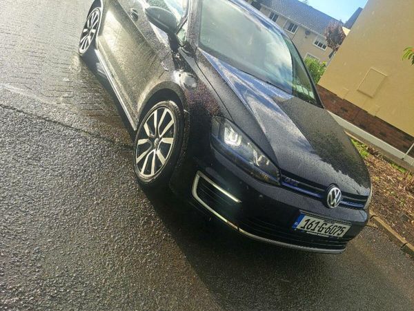 Volkswagen Golf Hatchback, Petrol Hybrid, 2016, Black
