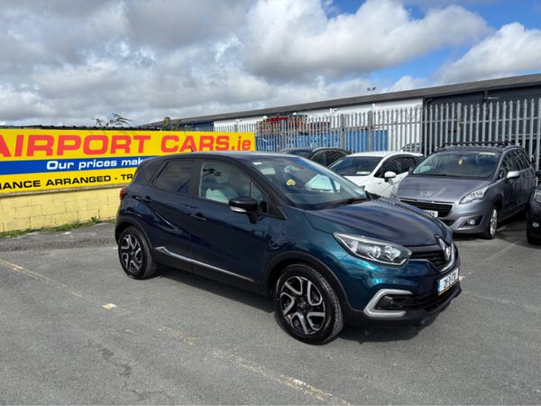 Renault Captur Hatchback, Petrol, 2021, Blue