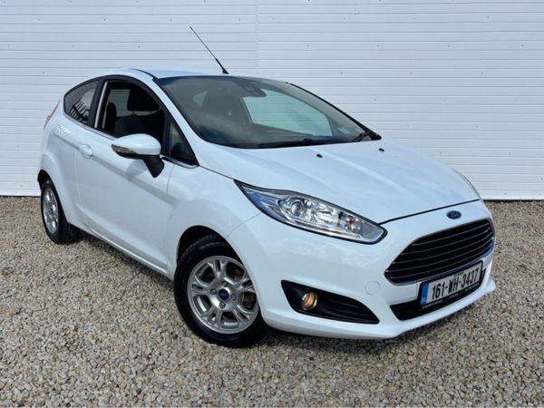 Ford Fiesta Hatchback, Diesel, 2016, White