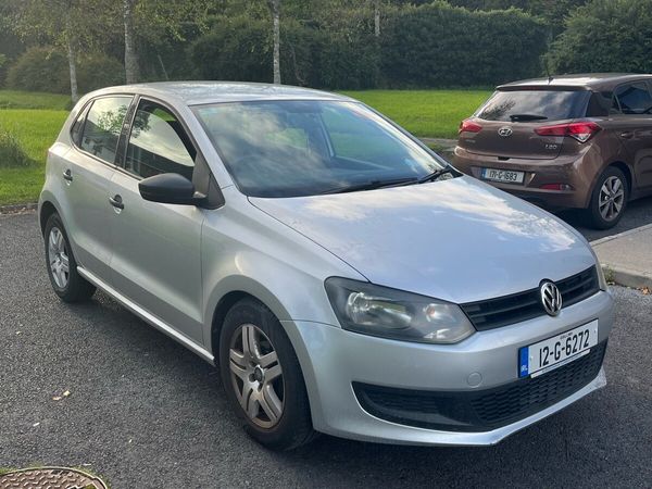 Volkswagen Polo Hatchback, Petrol, 2012, Silver