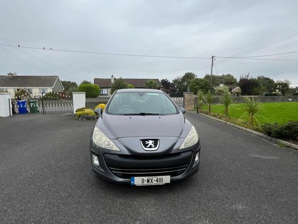 Peugeot 308 Hatchback, Diesel, 2011, Grey