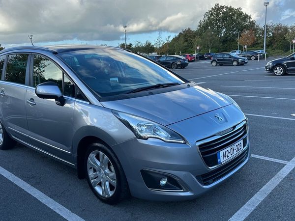 Peugeot 5008 MPV, Diesel, 2014, Grey