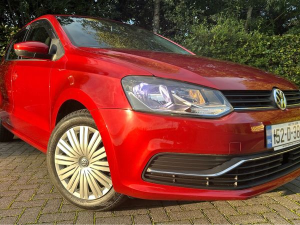 Volkswagen Polo Hatchback, Petrol, 2015, Red