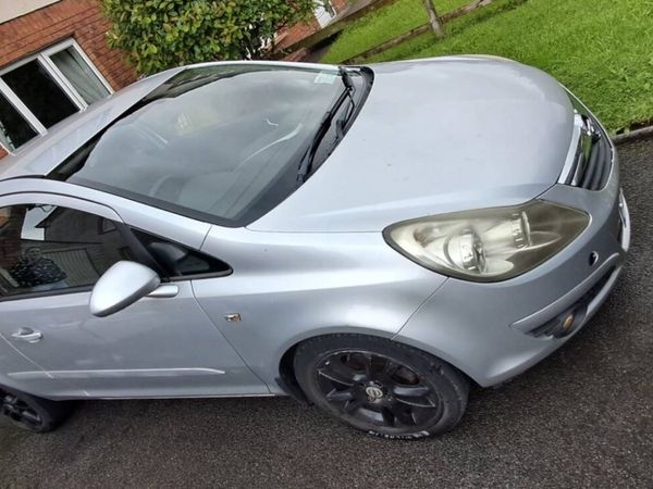 Opel Corsa Hatchback, Petrol, 2007, Silver