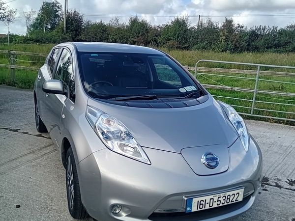 Nissan Leaf Hatchback, Electric, 2016, Silver