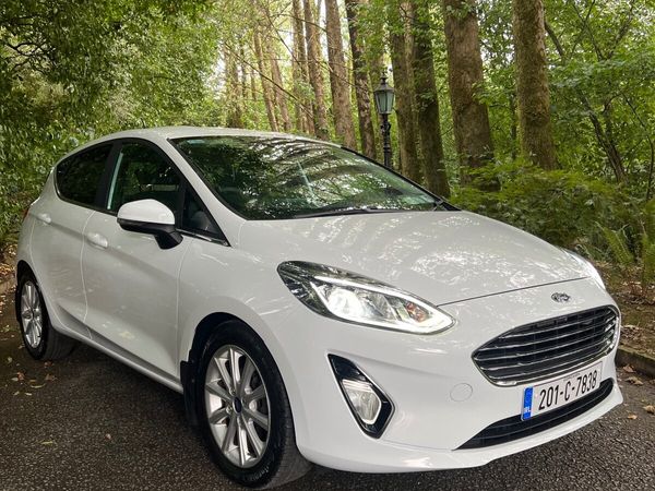 Ford Fiesta Hatchback, Petrol, 2020, White