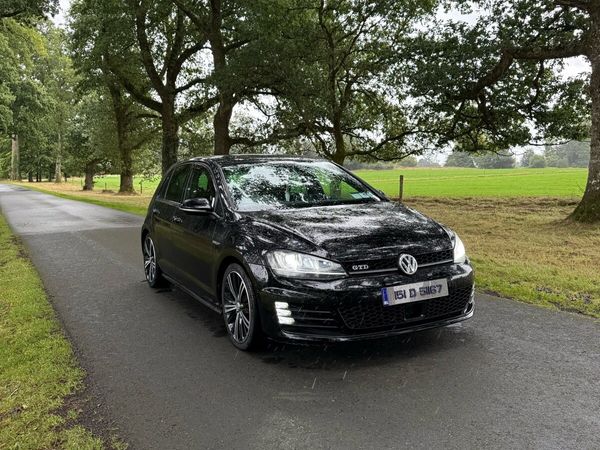 Volkswagen Golf Hatchback, Diesel, 2015, Black