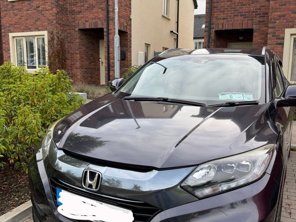 Honda Vezel MPV, Petrol Hybrid, 2015, Black