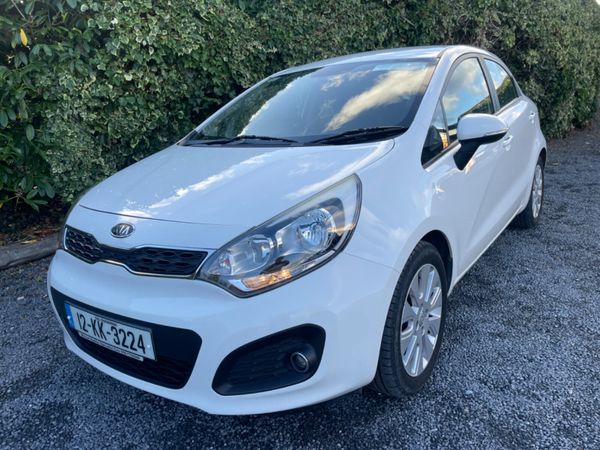 Kia Rio Hatchback, Petrol, 2012, White