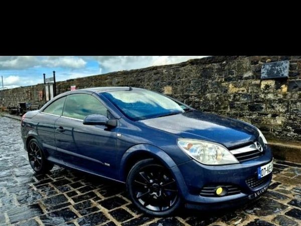 Ford Focus Hatchback, Petrol, 2007, Blue