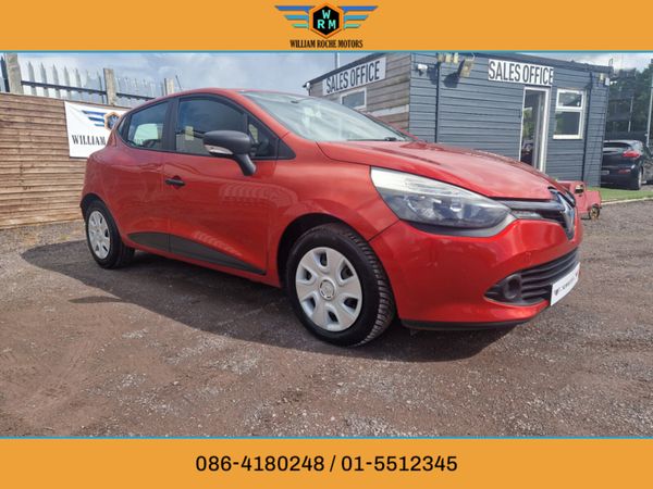 Renault Clio Hatchback, Diesel, 2014, Red