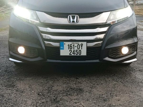 Honda Odyssey Estate, Petrol Hybrid, 2016, White