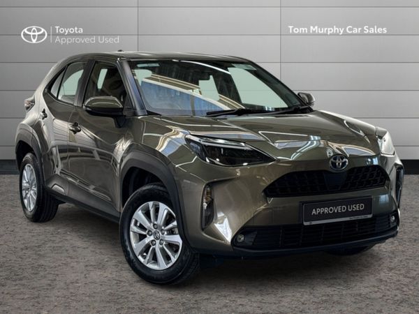 Toyota Yaris Cross Hatchback, Petrol Hybrid, 2024, Green