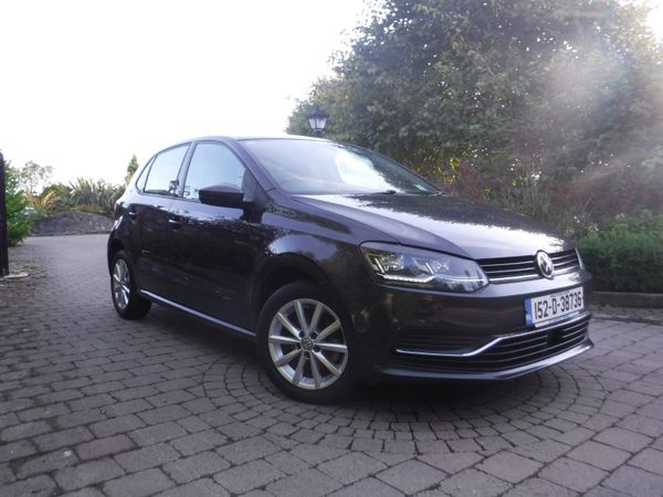 Volkswagen Polo Hatchback, Petrol, 2015, Grey