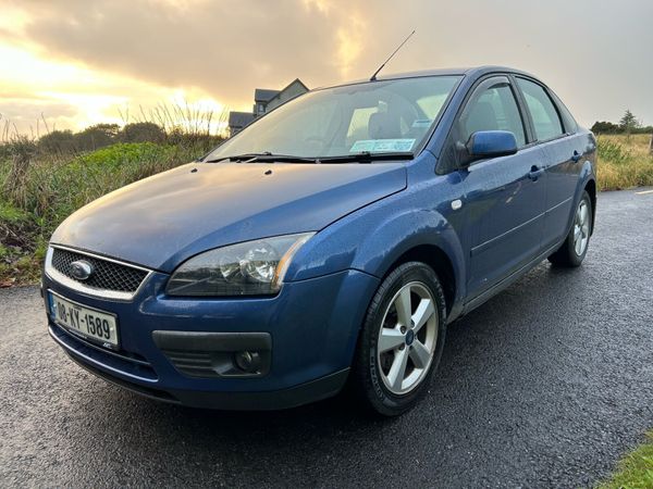 Ford Focus Saloon, Petrol, 2008, Blue