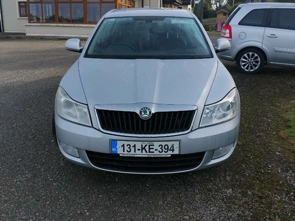 Skoda Octavia Saloon, Diesel, 2013, Silver