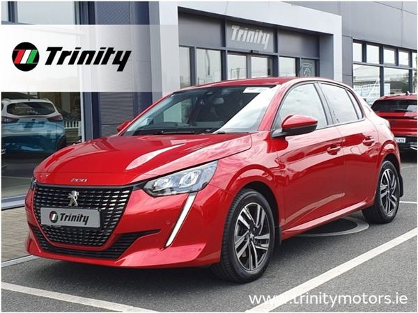 Peugeot 208 Hatchback, Petrol, 2020, Red