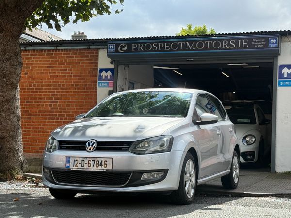 Volkswagen Polo Hatchback, Petrol, 2012, Silver