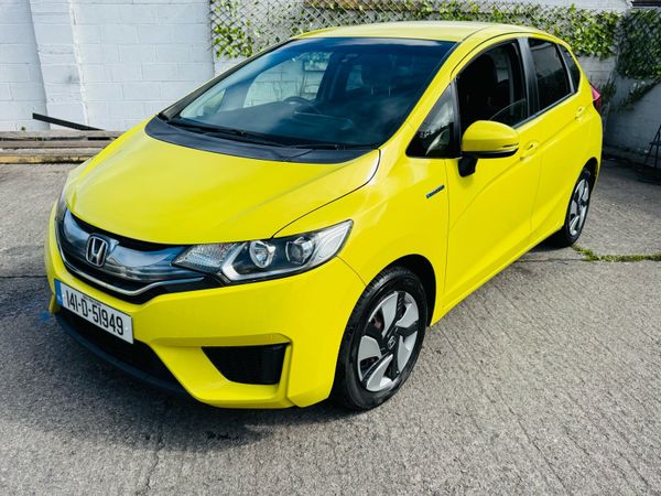 Honda Fit Hatchback, Petrol Hybrid, 2014, Yellow
