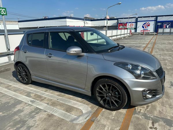 Suzuki Swift Hatchback, Petrol, 2016, Grey