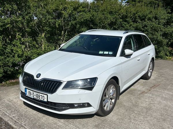Skoda Superb Estate, Diesel, 2019, White
