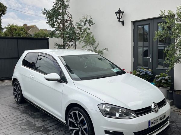 Volkswagen Golf Estate, Petrol, 2014, White