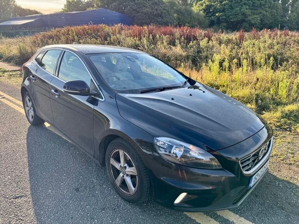 Volvo V40 Hatchback, Diesel, 2015, Blue