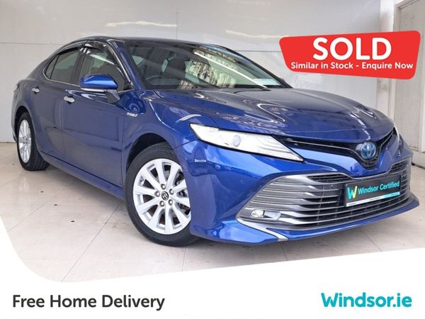 Toyota Camry Saloon, Petrol Hybrid, 2019, Blue