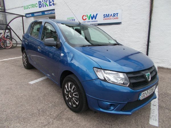 Dacia Sandero Hatchback, Petrol, 2013, Blue