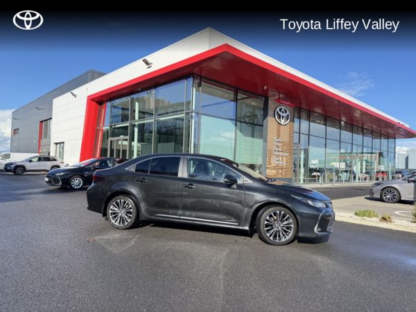 Toyota Corolla Saloon, Petrol Hybrid, 2024, Black