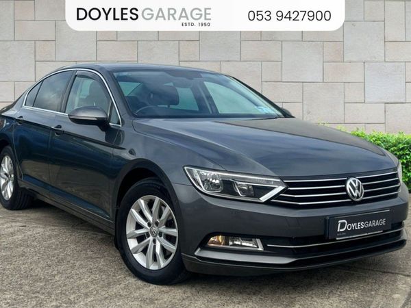 Volkswagen Passat Saloon, Diesel, 2017, Grey