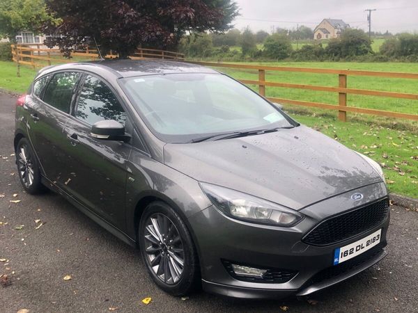 Ford Focus Hatchback, Diesel, 2016, Grey