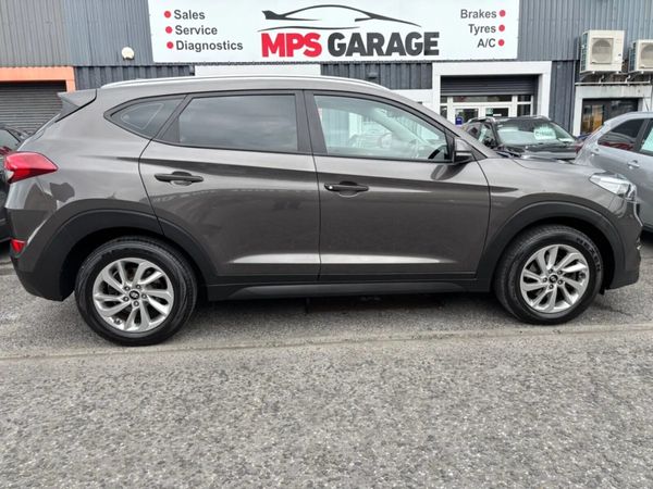 Hyundai Tucson SUV, Diesel, 2016, Grey