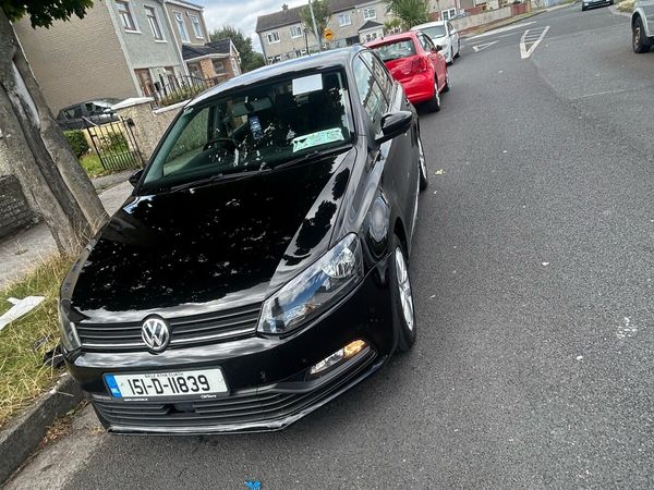 Volkswagen Polo Hatchback, Petrol, 2015, Black