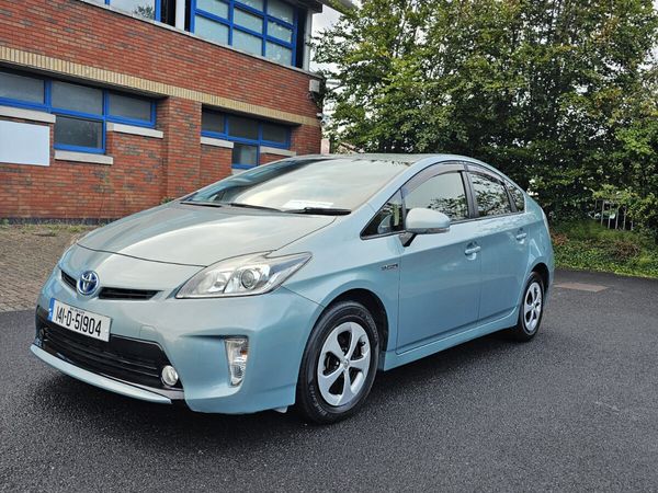 Toyota Prius Hatchback, Petrol Hybrid, 2014, Green