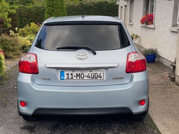 Toyota Auris Hatchback, Diesel, 2011, Blue