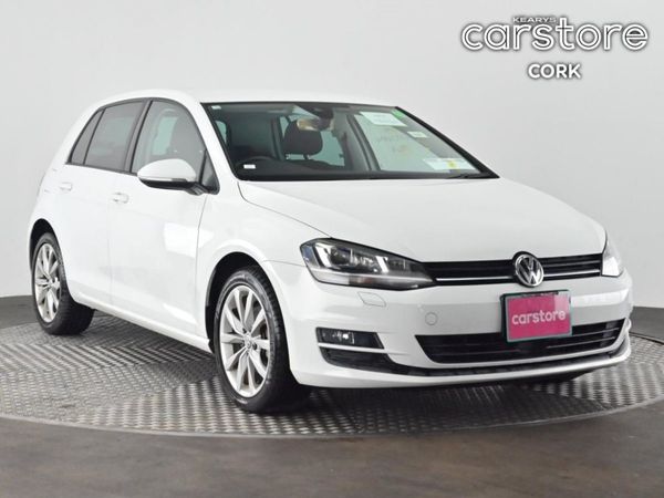Volkswagen Golf Hatchback, Petrol, 2017, White