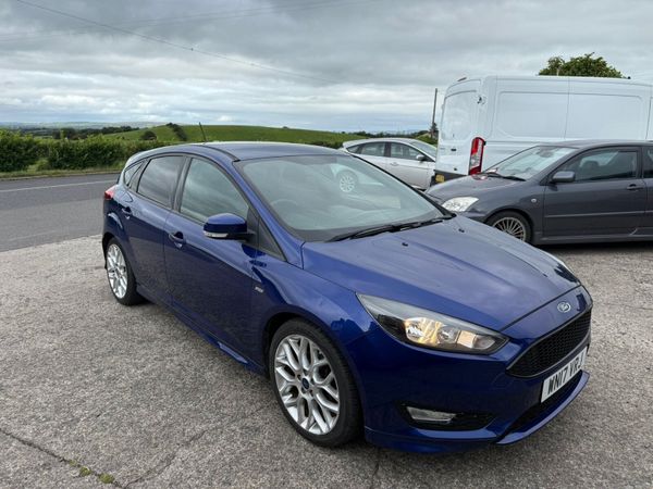Ford Focus Hatchback, Diesel, 2017, Blue